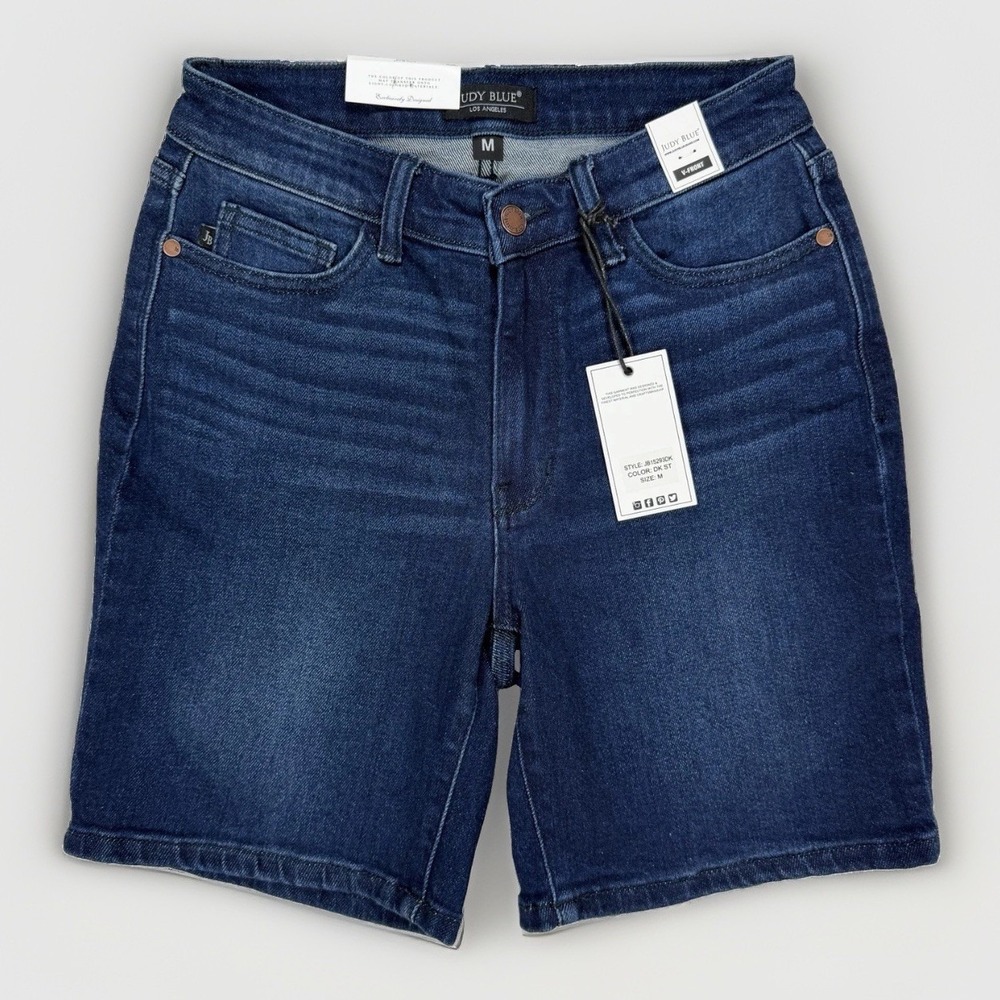 Judy Blue V-Front Bermuda Shorts Women's M (26x7) High Rise Stretch Denim NWT